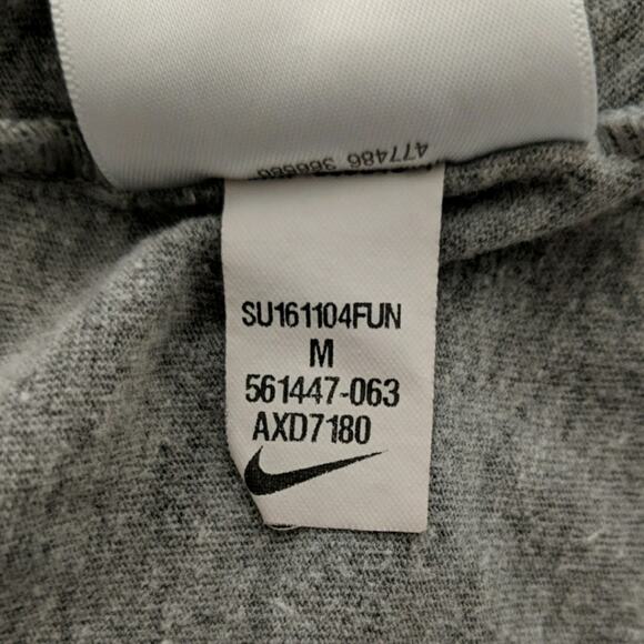 Nike Gray Just Do It Flag Tee - M - GUC - Picture 7 of 7